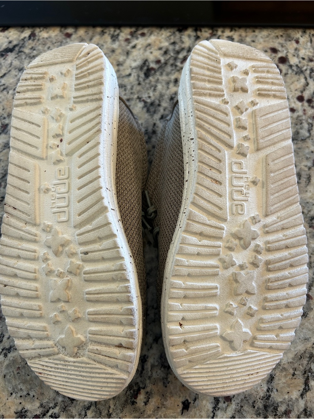 Hey Dude Boys Size 3 - Picture 2 of 8